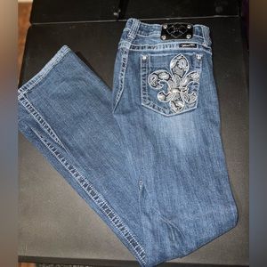 Miss Me Fleur De Lis Bootcut Size 31